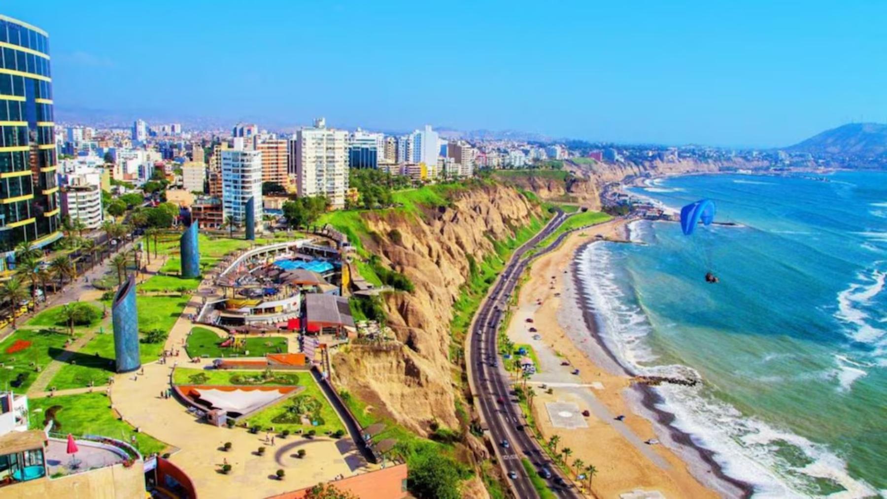 Malecón de la Costa Verde en Magdalena del Mar, cerca de Costa del Sol Wyndham Lima City